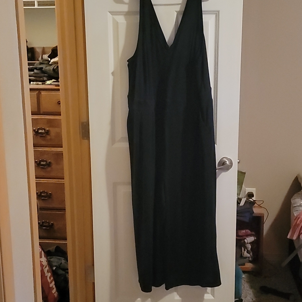 Black Jumpsuit with Pockets.